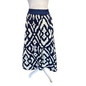 Angie women's size medium maxi skirt, blue and white design